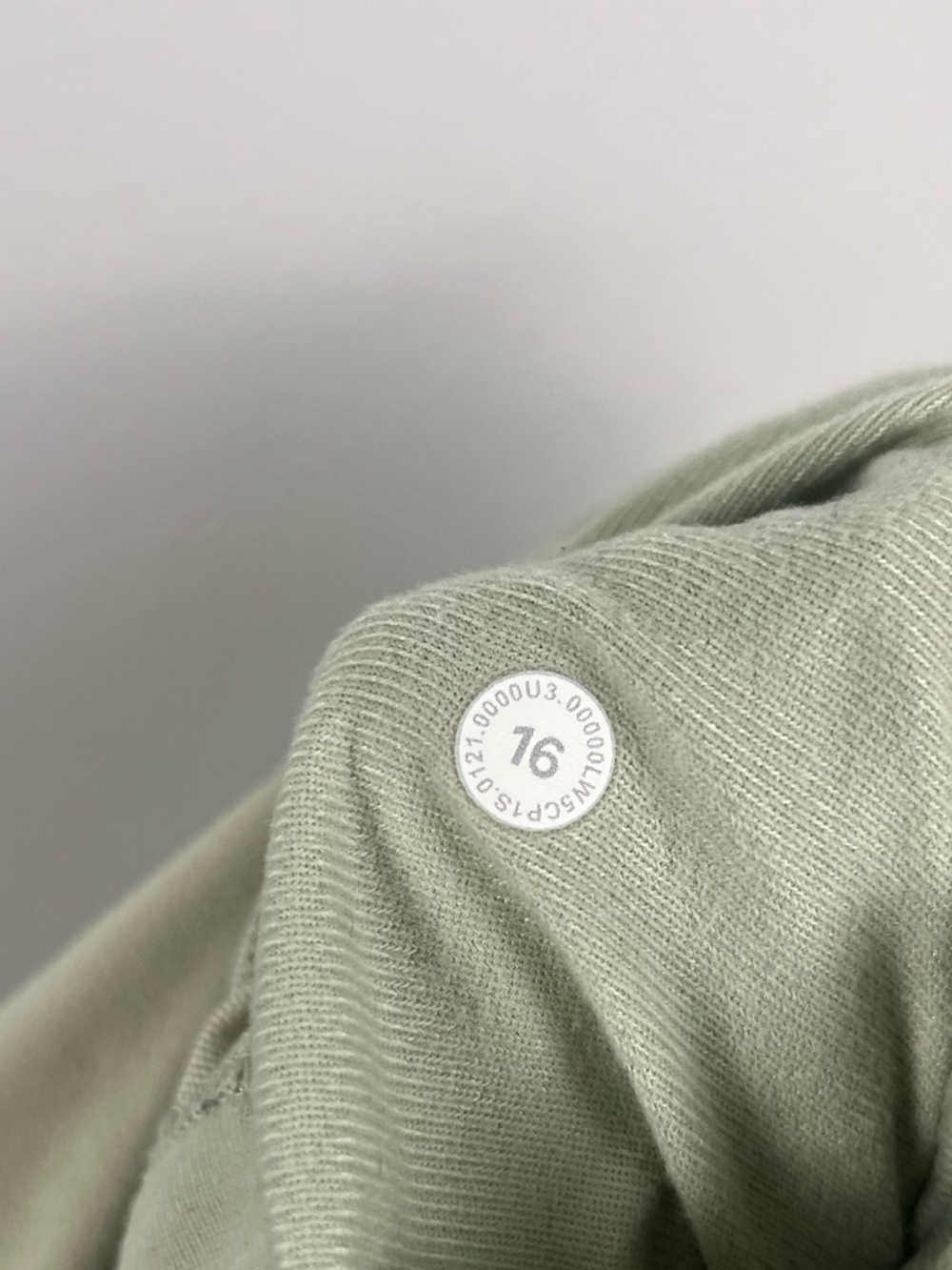 Lululemon ready to rulu jogger pants in fern green size 16 - Picture 7 of 8